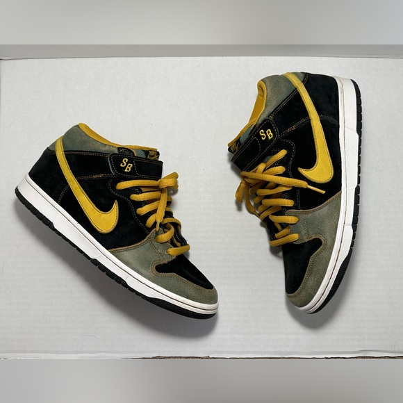 Nike SB Mid Dunk Premium Size 10.5 - Picture 10 of 13